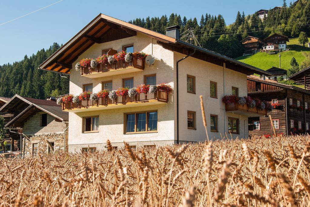 Hotel Haus Guggenberger Liesing Exterior foto